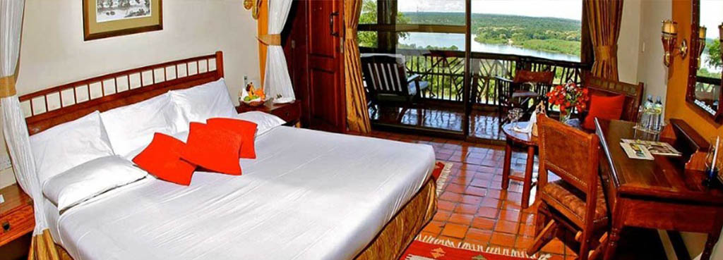 Paraa Safari lodge double room