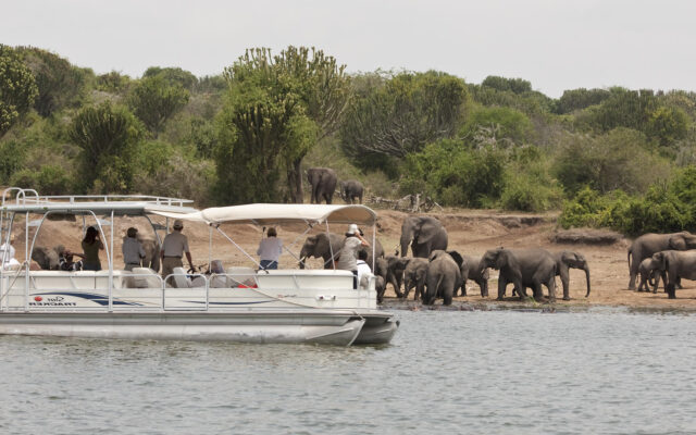 kazinga boat cruise