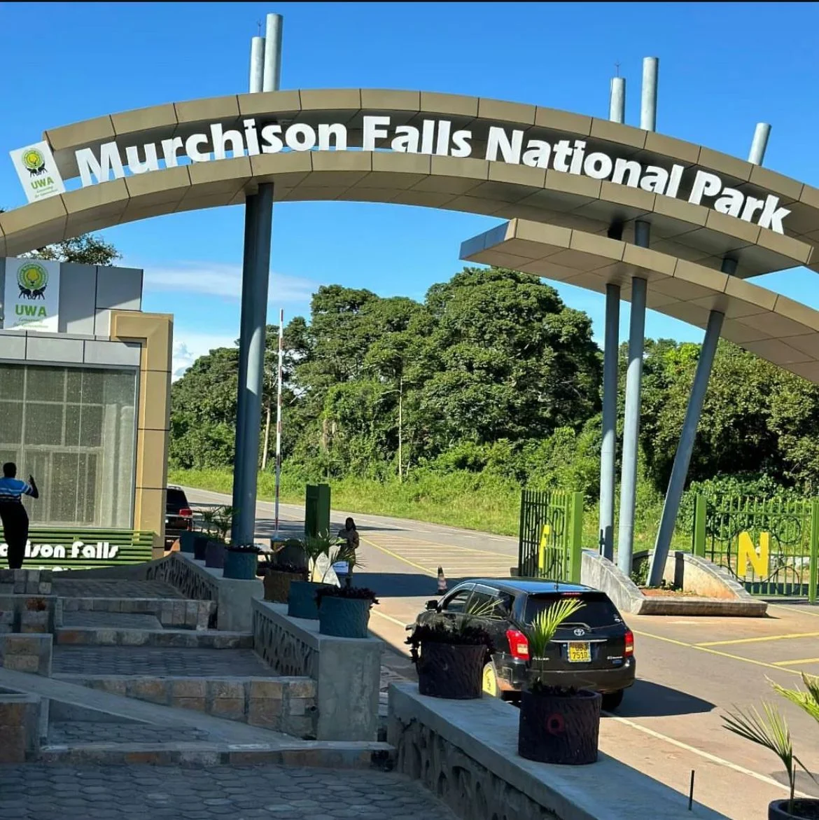gate of murchison falls
